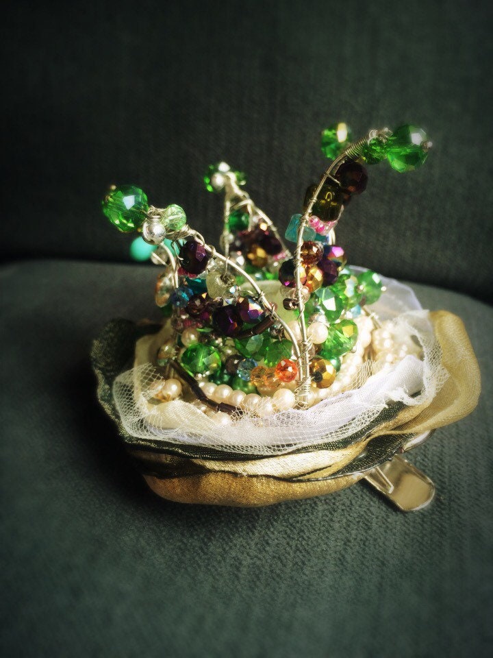 Princes Crown. Frog and the prince flower. Swarowski Crystal. Burlesque, Rockabilly, Pin Up, shabby chic, hat clip.