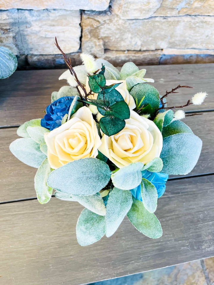 Sola Wood Flower arrangements. Eco Friendly. Blue flower.